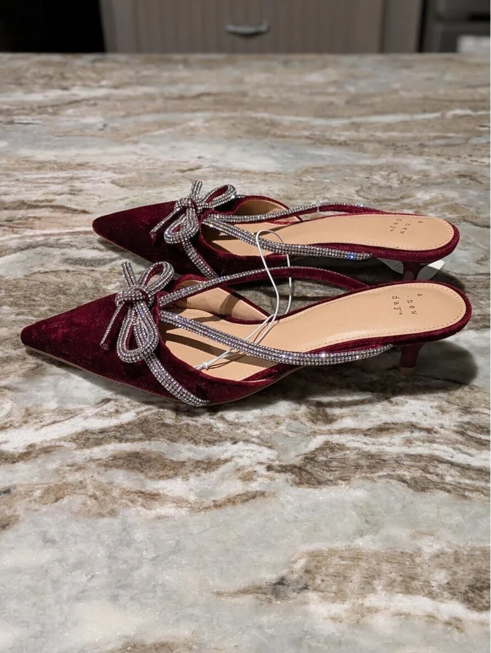 A New Day dark red kitten heels | Women’s 8.5 |